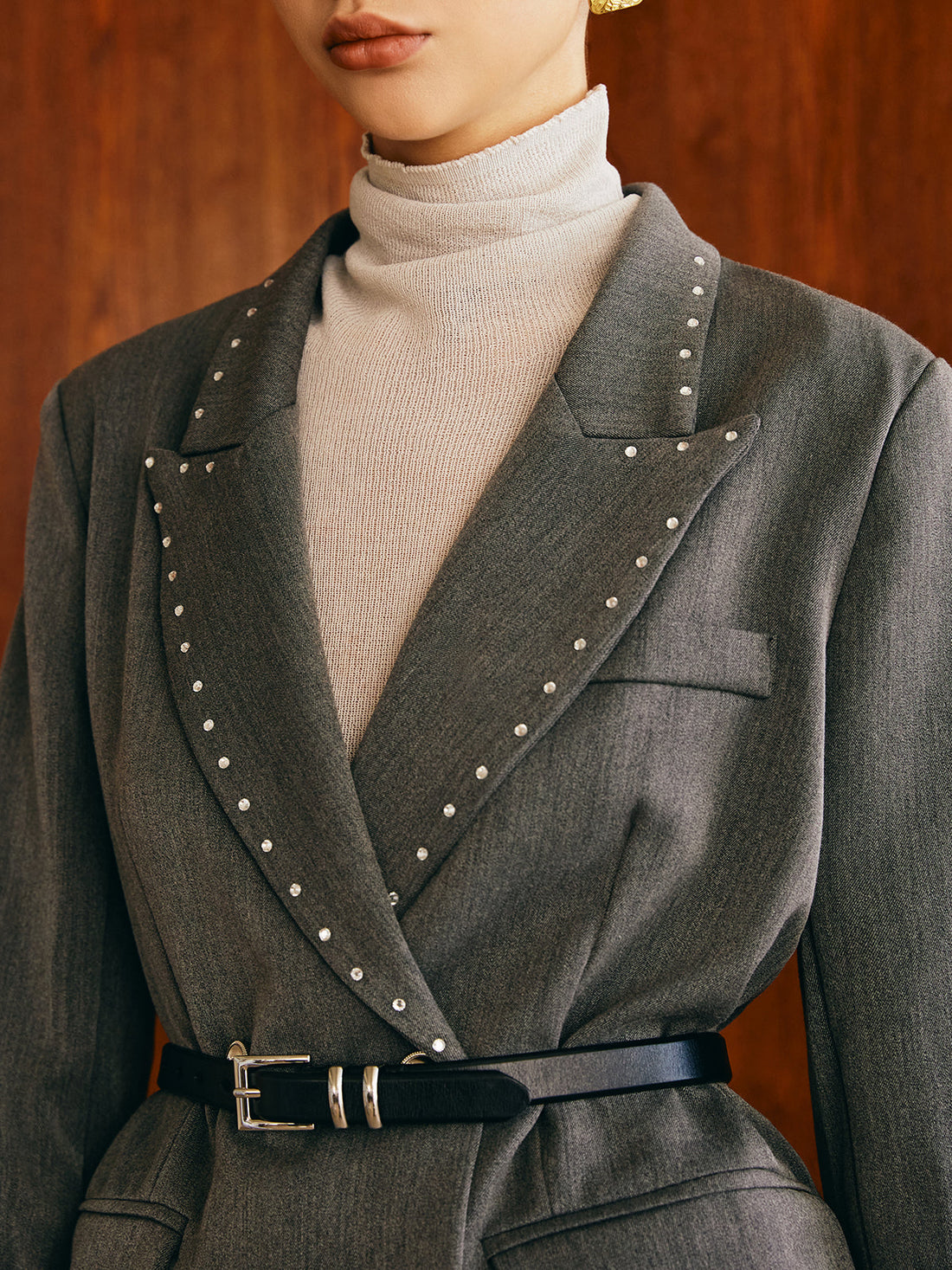 Kemersiz Boncuklu Dekore Blazer